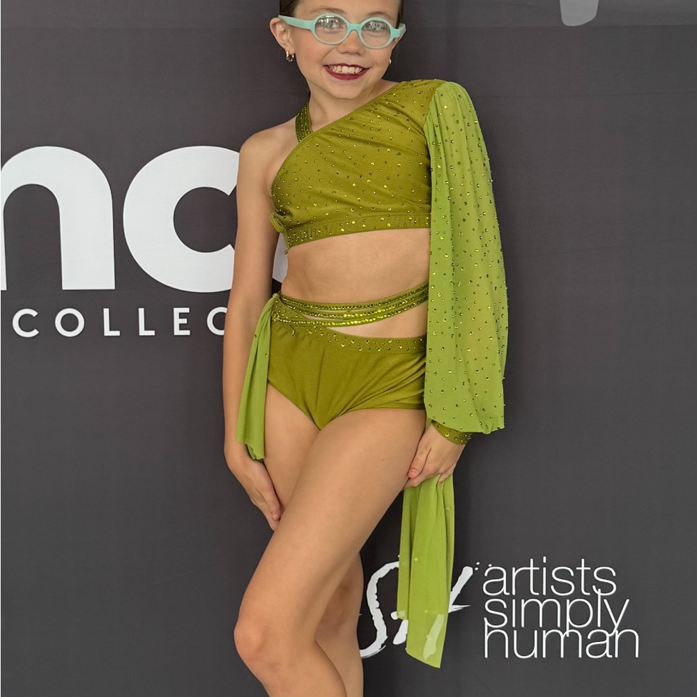 Olive Green One-Shoulder Dance Costume